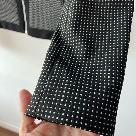 Calvin Klein Blazer with Black and Cream Pattern - Picture 4 of 6
